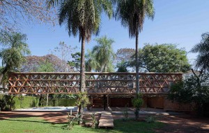 gabinete-de-arquitectura-quincho-tia-coral-asuncion-paraguay-designboom-01