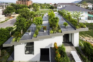 004-A-House-in-Nha-Trang-by-Vo-Trong-Nghia-Architects-ICADA