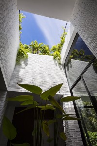 014-A-House-in-Nha-Trang-by-Vo-Trong-Nghia-Architects-ICADA